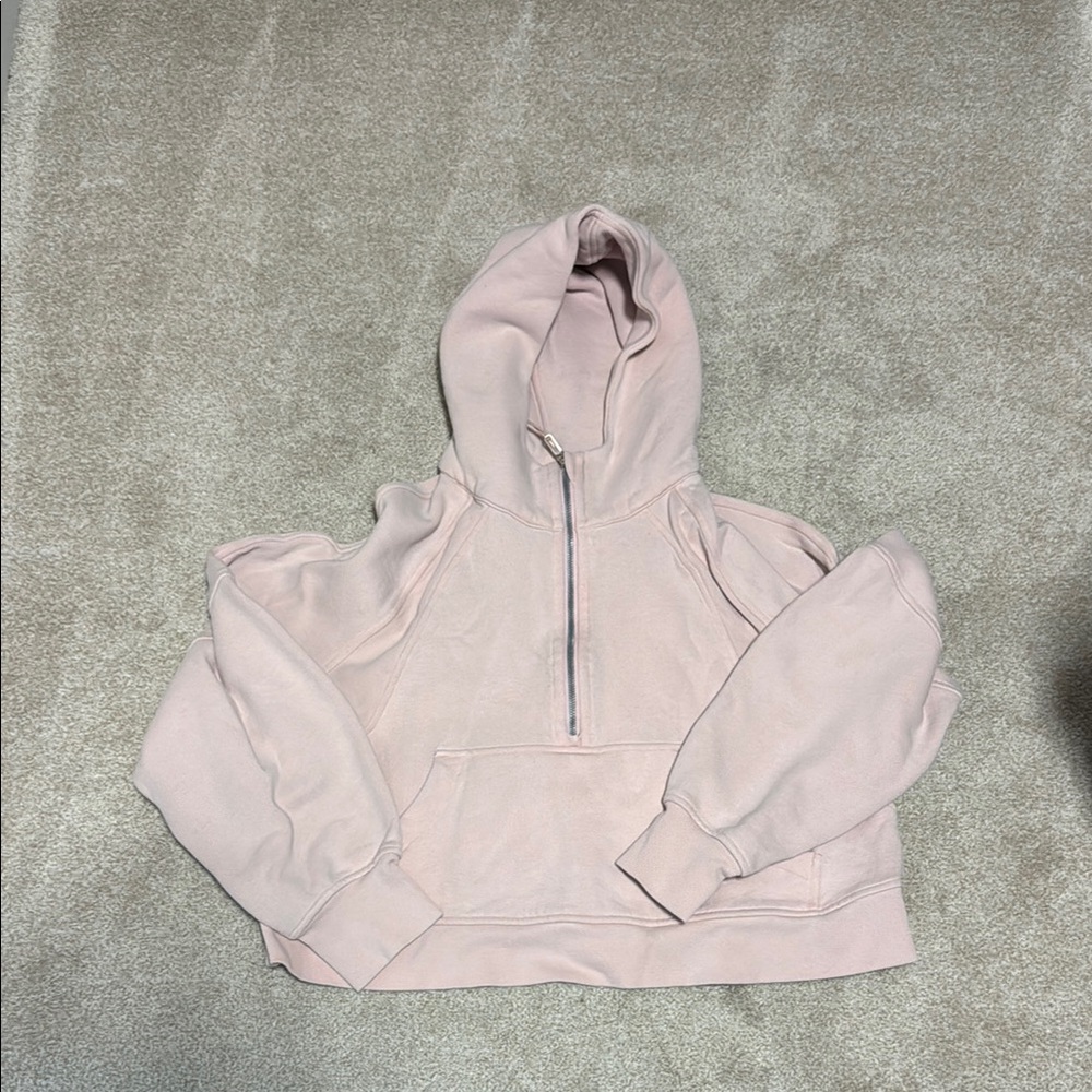 Pink Luluemon cropped scuba pullover
